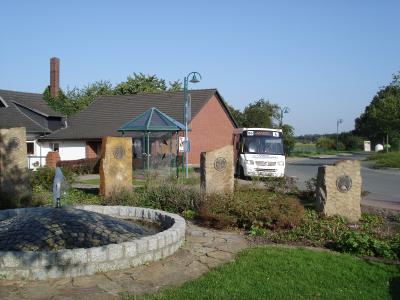 M&uuml;nchehagen - Hinkelsteindenkmal